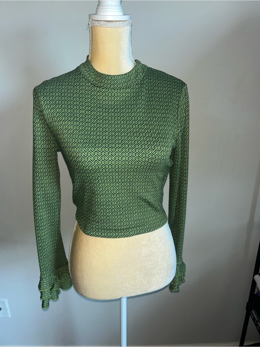 NEW Everleigh Women's Green Long-Sleeve Crop Top Sz S
